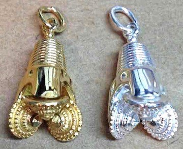 Drill bit tricone oil and gas jewelry pendants