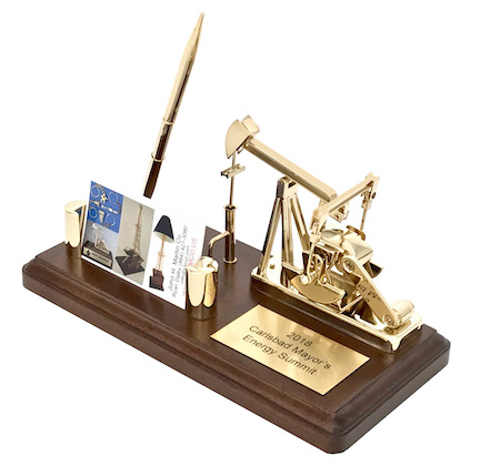 Oilfield oil well pumping unit model award gold plated with pen