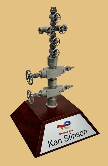 Oilfield collectibles flowback tree model award gift with personalized engraving
